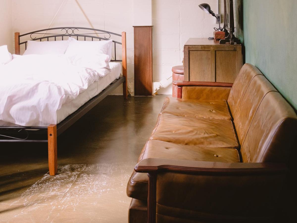 Guesthouse Hitoyado Сидзуока Экстерьер фото